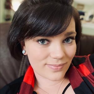 Meet your Posher, Lindsey